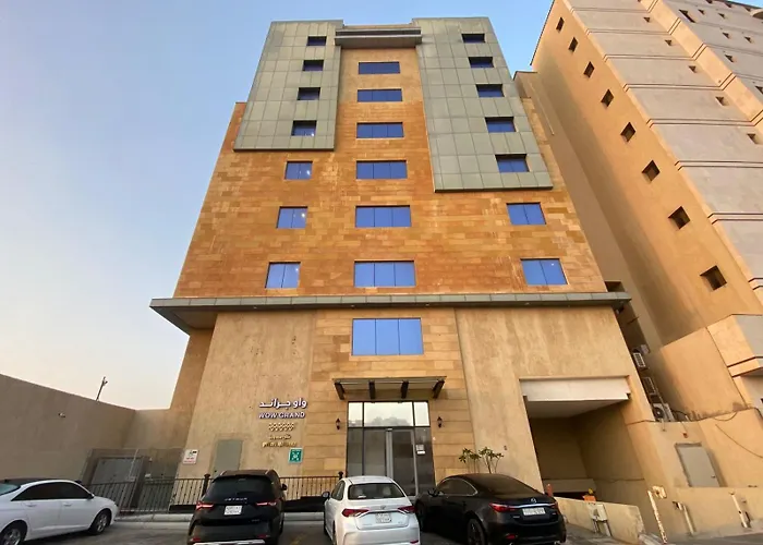 شقق واو جراند المخدومة